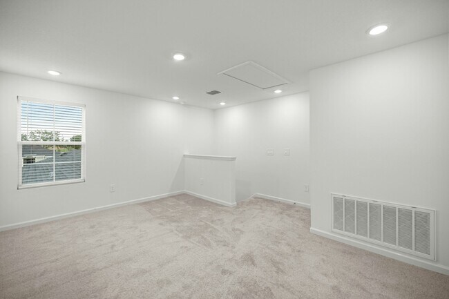 Building Photo - 4610 SW 89th Loop
