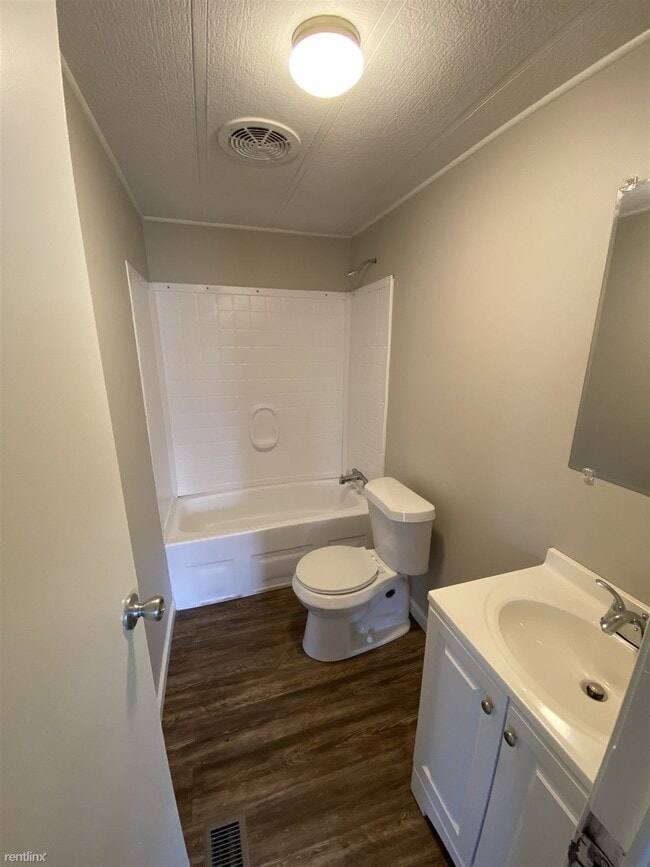 Building Photo - 3 br, 2 bath Mobile Home - 1 West Hopeton ...