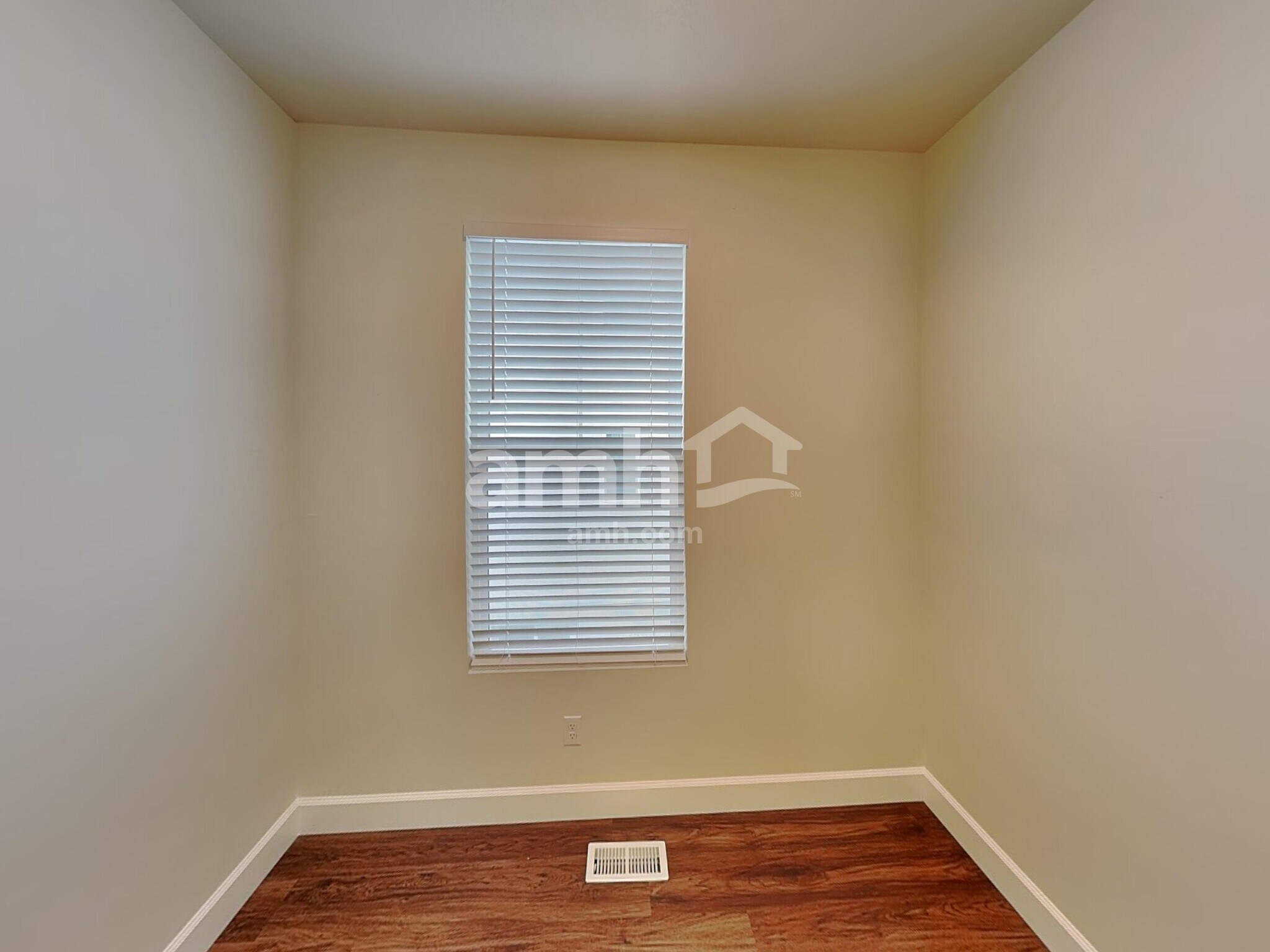 Building Photo - 11141 Kitty Hawk Rd