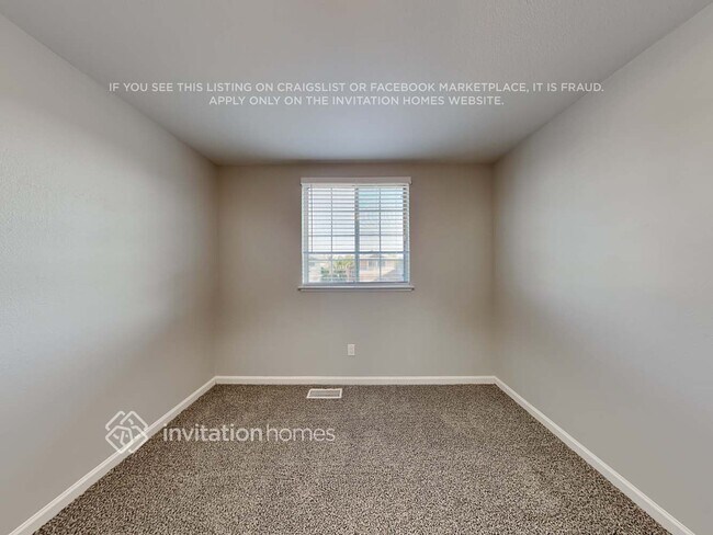 Building Photo - 367 Samantha Pl