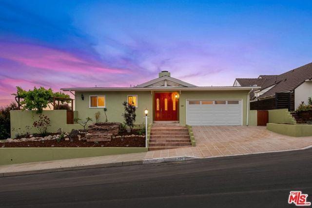 Building Photo - 221 Bellino Dr