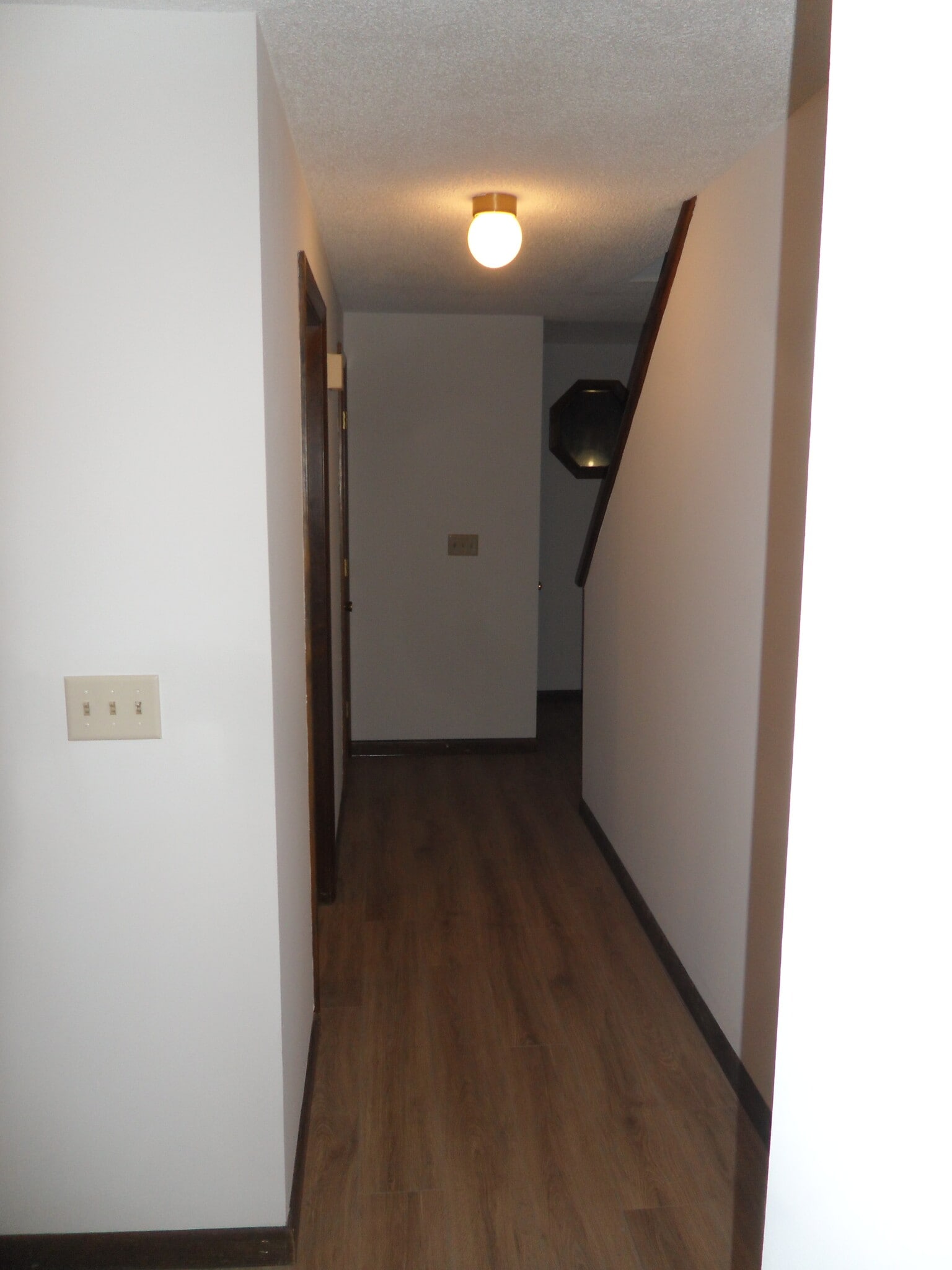 Building Photo - 177 Skyview Dr