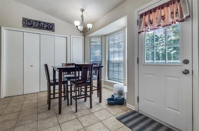 Building Photo - 3499 Longview Dr