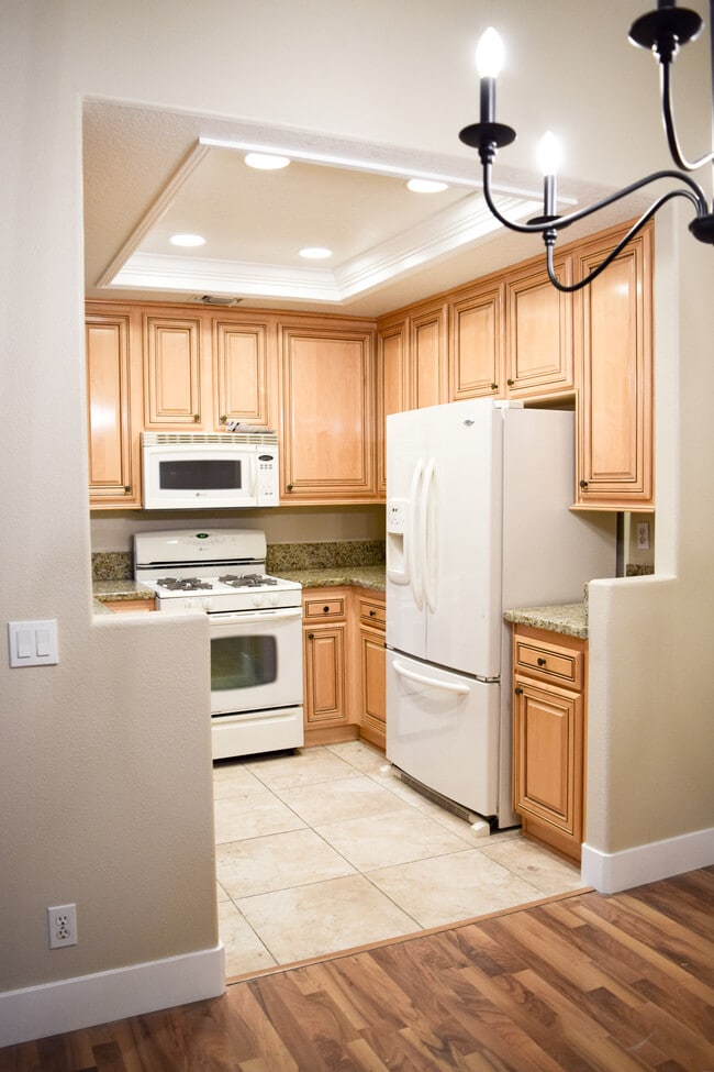 Building Photo - 24537 El Sorrento