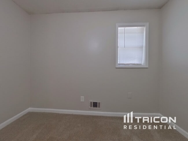 Building Photo - 1436 Sage Brook Ct