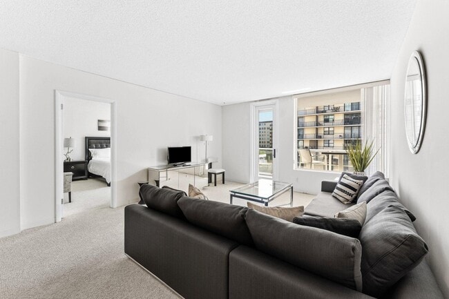 Building Photo - 3450 S Ocean Blvd