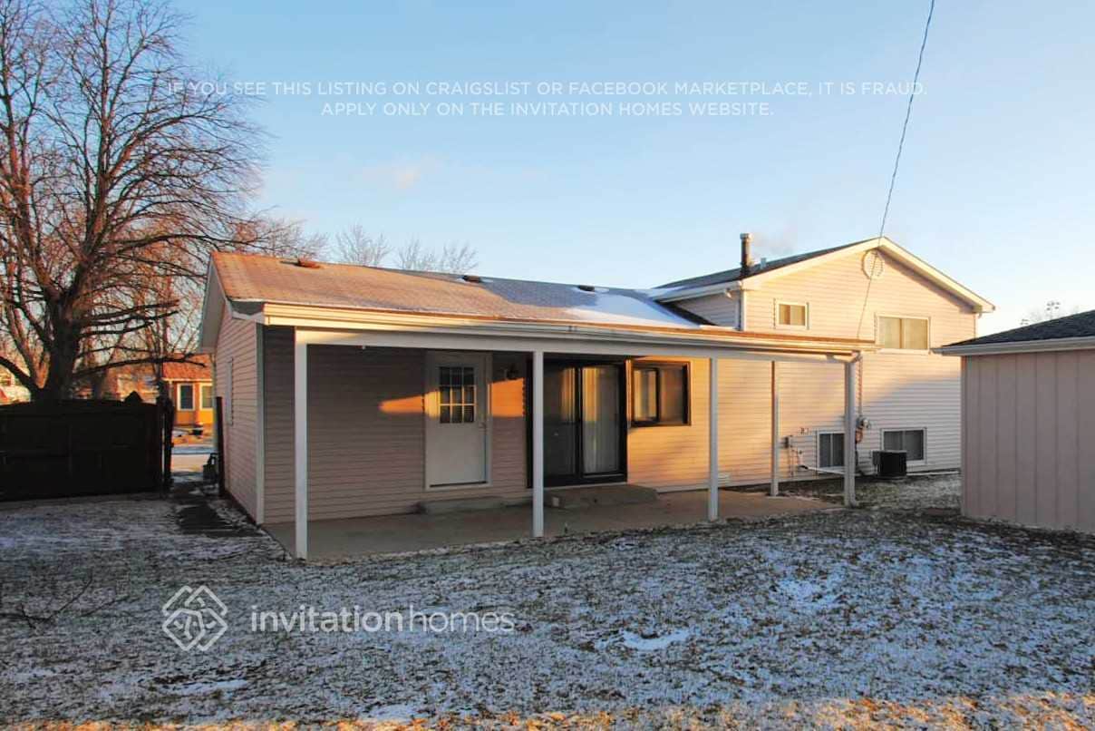 Building Photo - 5101 Deerpath Rd