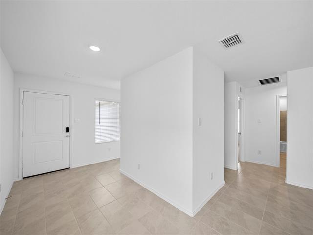 Building Photo - 9112 Grackle Pl