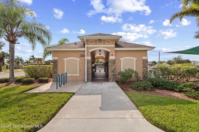 Building Photo - 402 Moray Dr