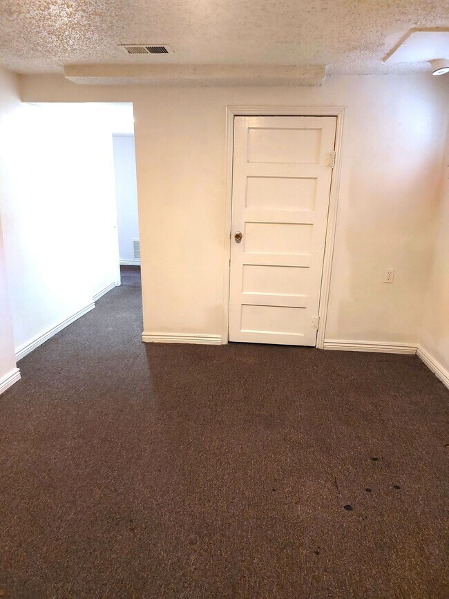 Building Photo - Location, Location, Location.