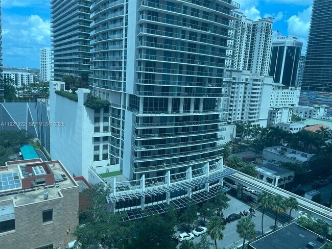 Building Photo - 1080 Brickell Ave