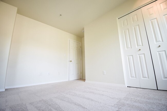 Building Photo - Astounding Condo  End Unit, Garage include...