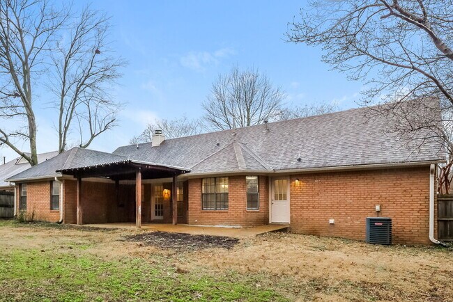 Building Photo - 3780 Westridge Cove