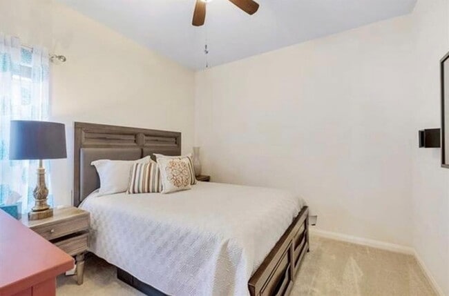 Building Photo - 13405 Clara Martin