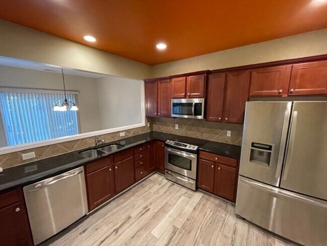 Building Photo - 8203 Saltwood Pl