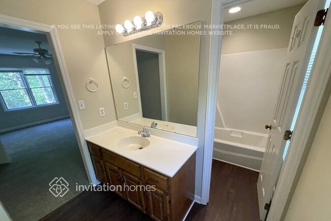 Building Photo - 10705 Danesway Ln