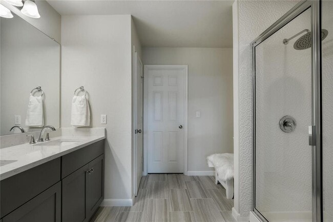 Building Photo - 10053 Aly May Dr