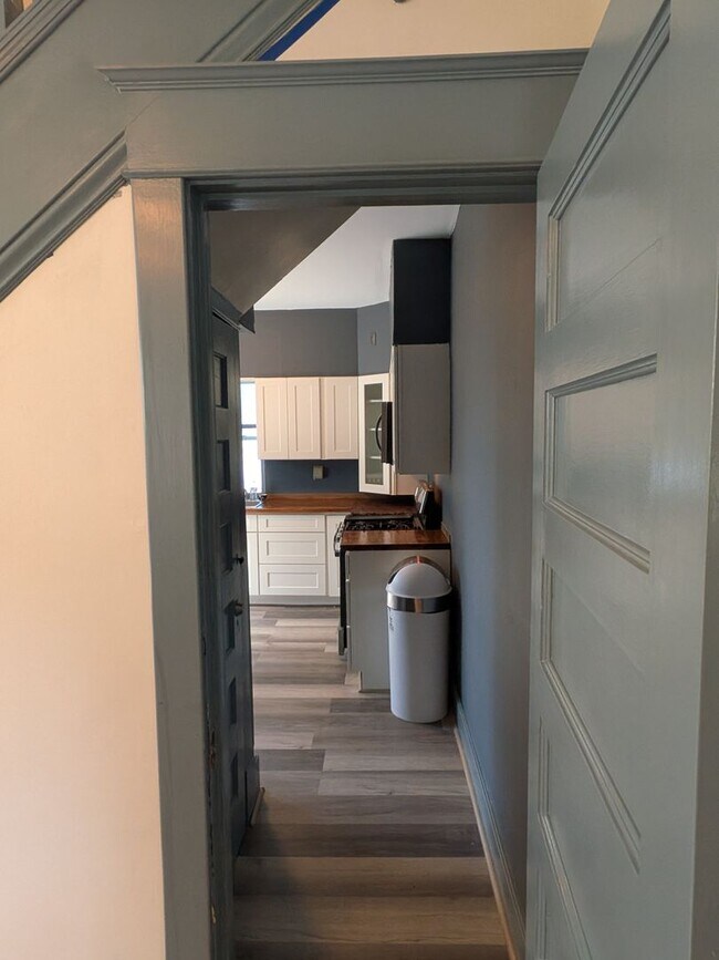 Building Photo - Charming 5-bedroom home in the heart of Hamline–Midway!