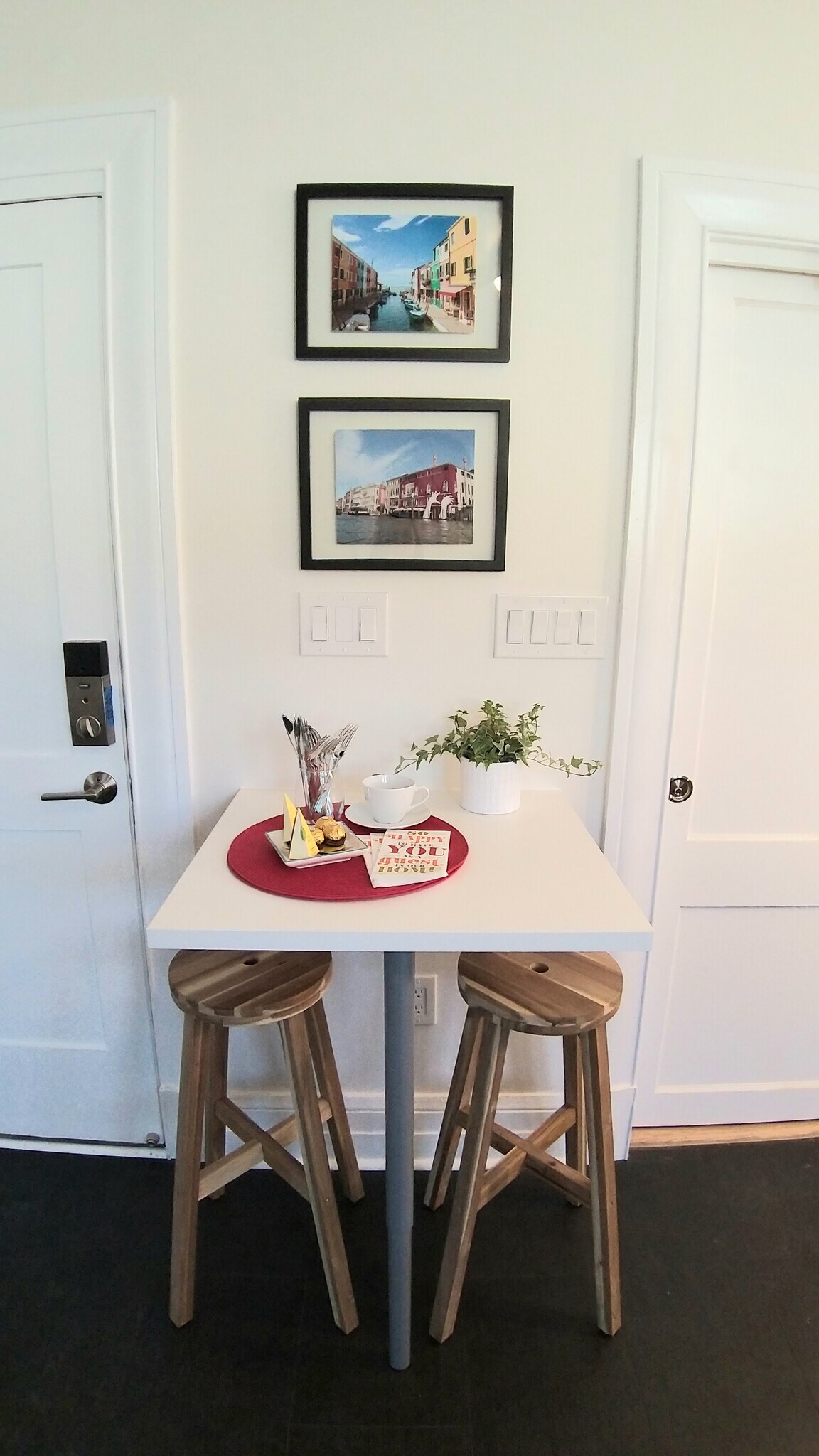 Building Photo - 3541 Fort Ave