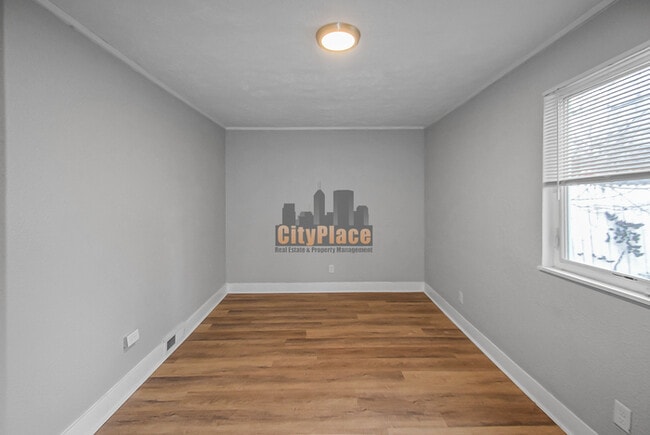 Building Photo - 1115 Keystone Ave