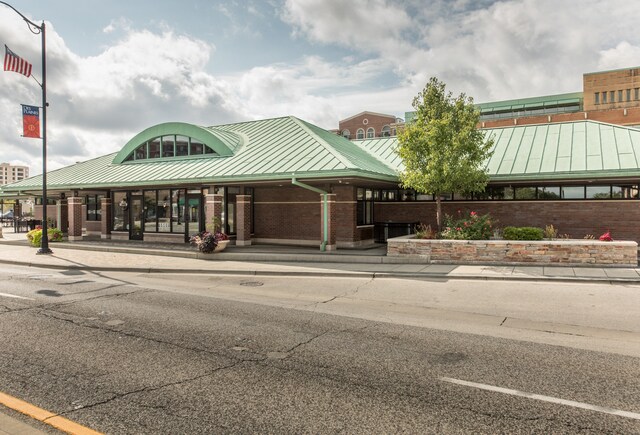 Building Photo - 647 Metropolitan Way