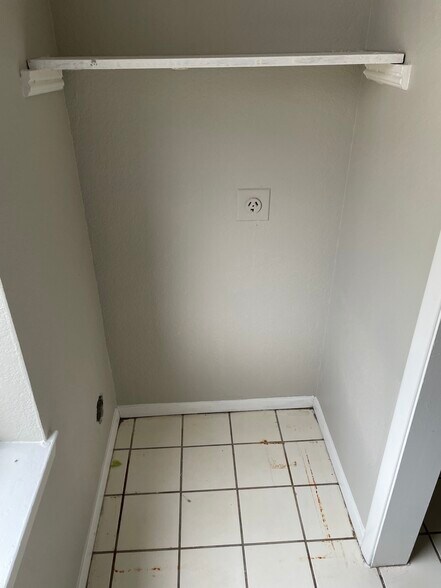 Other side of Wash Room - 8110 Foxfire Ln
