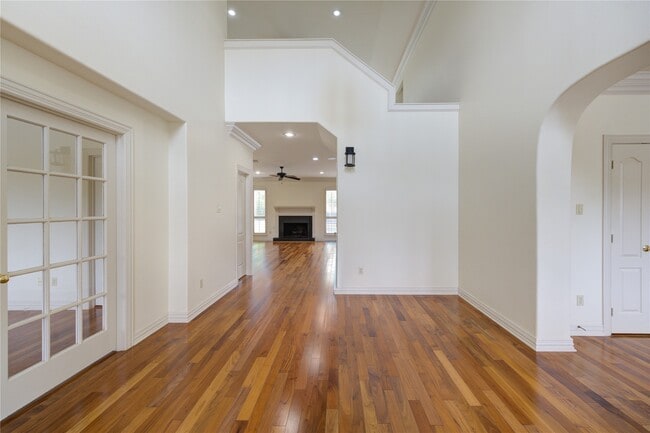 Building Photo - 1502 Ashbury Park Ln