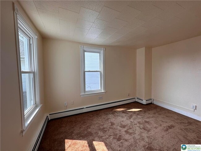 Building Photo - 1429 Dewey Ave