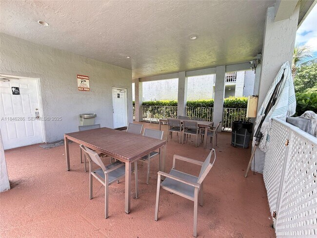 Building Photo - 4764 NW 114th Ave