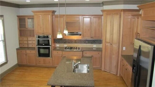 Building Photo - 6556 Bennington Bluff Ct