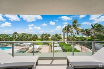 Building Photo - 3737 Collins Ave