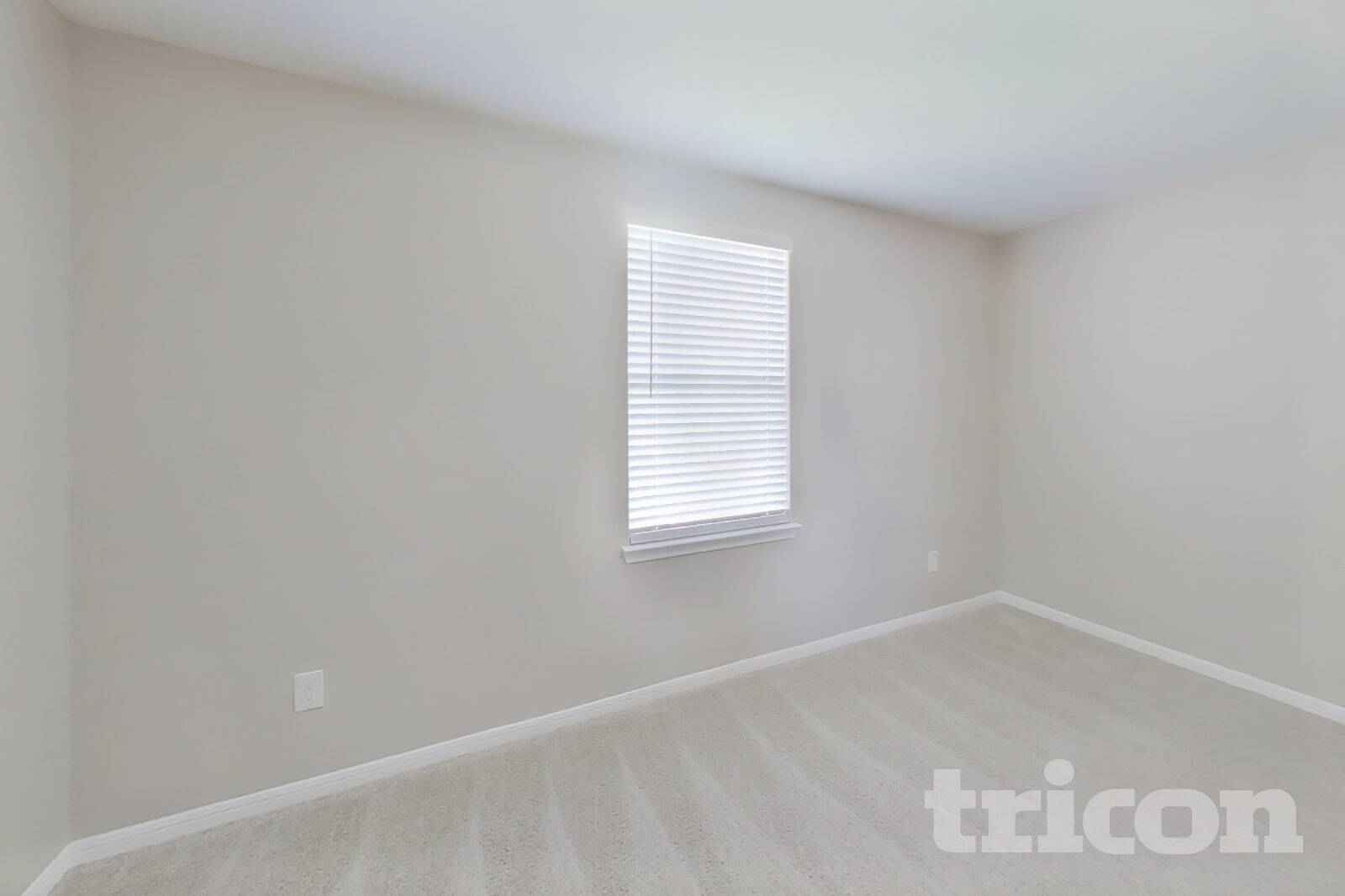 Building Photo - 692 Totem Trail Dr