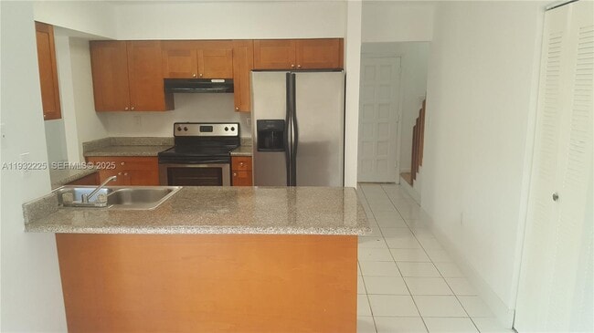 Building Photo - 11860 SW 92nd Ln