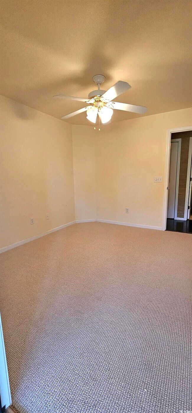 Building Photo - 4440 Lady Banks Ln