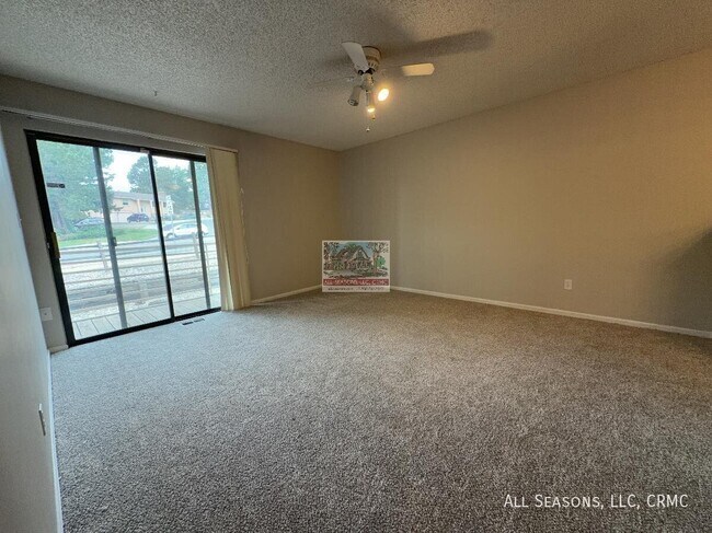 Building Photo - 6987 Gayle Lyn Ln