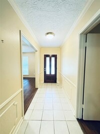 Building Photo - 13935 St Marys Ln