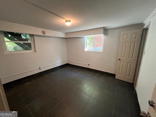 Building Photo - 80 Stafford St NW