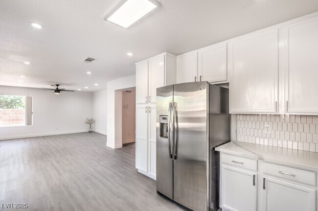 Building Photo - 1312 Mt Hamilton