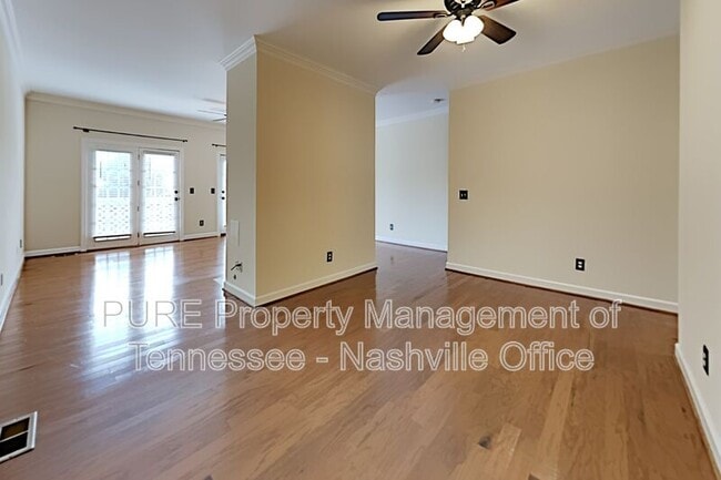 Building Photo - 344 Ardsley Pl