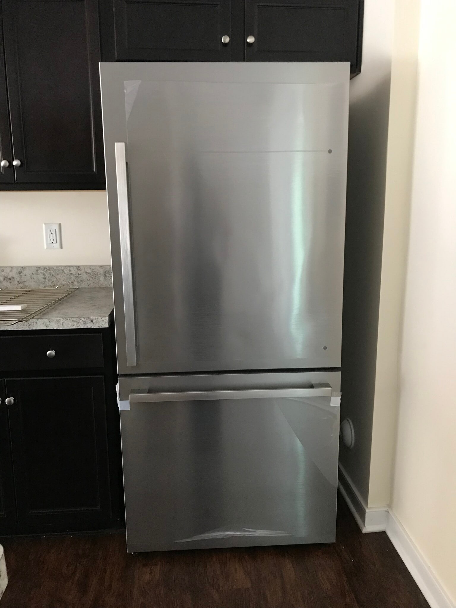 Building Photo - 1505 Stonewall Manor Dr