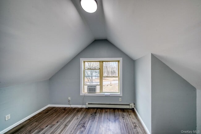 Building Photo - 22 Academy Ave