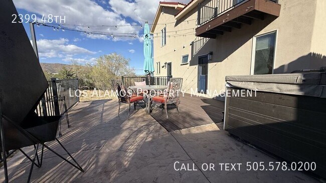 Building Photo - 2399 48th-