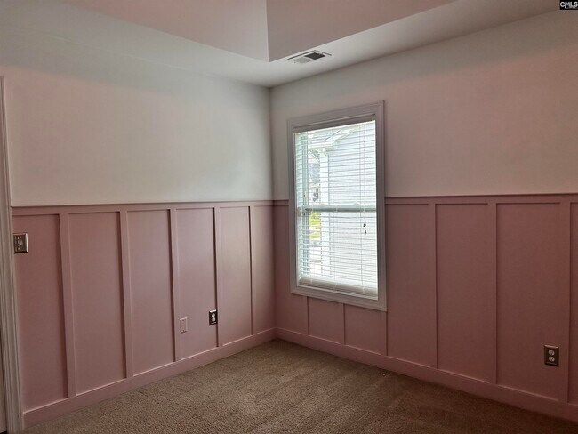 Building Photo - 219 Greenstone Way