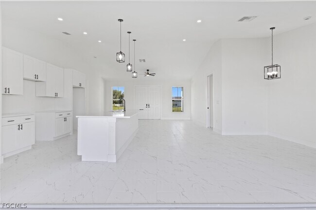 Building Photo - 4306 NW 35th St