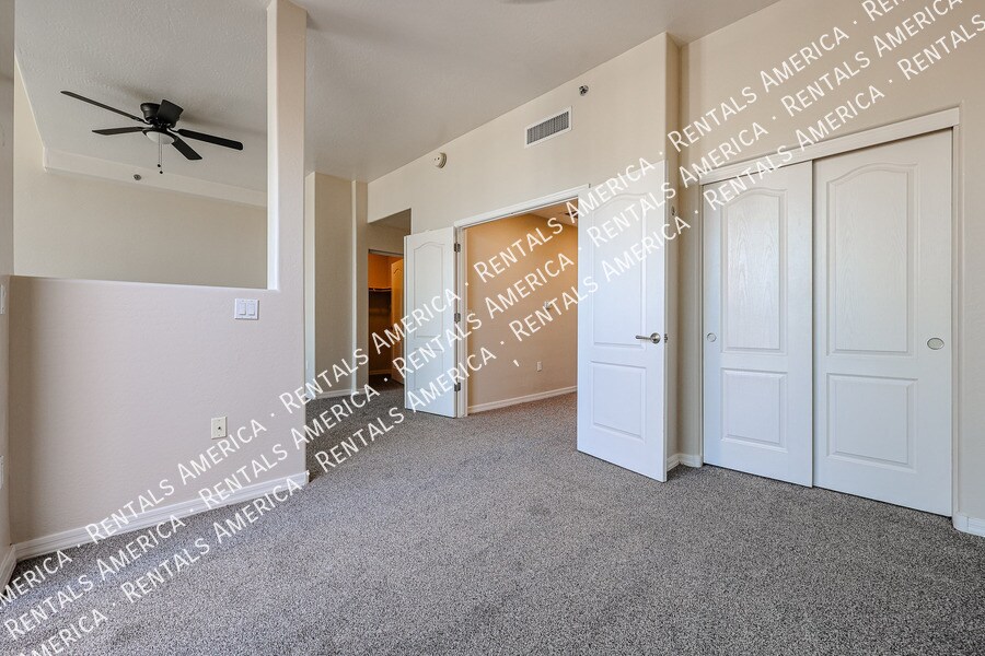 Building Photo - 16 W Encanto Blvd