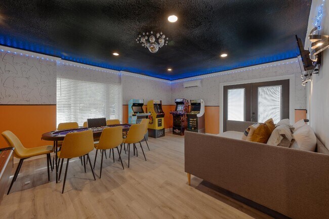 Building Photo - 1775 Harbor Rd