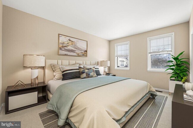 Building Photo - 120 Elizabeth Ct