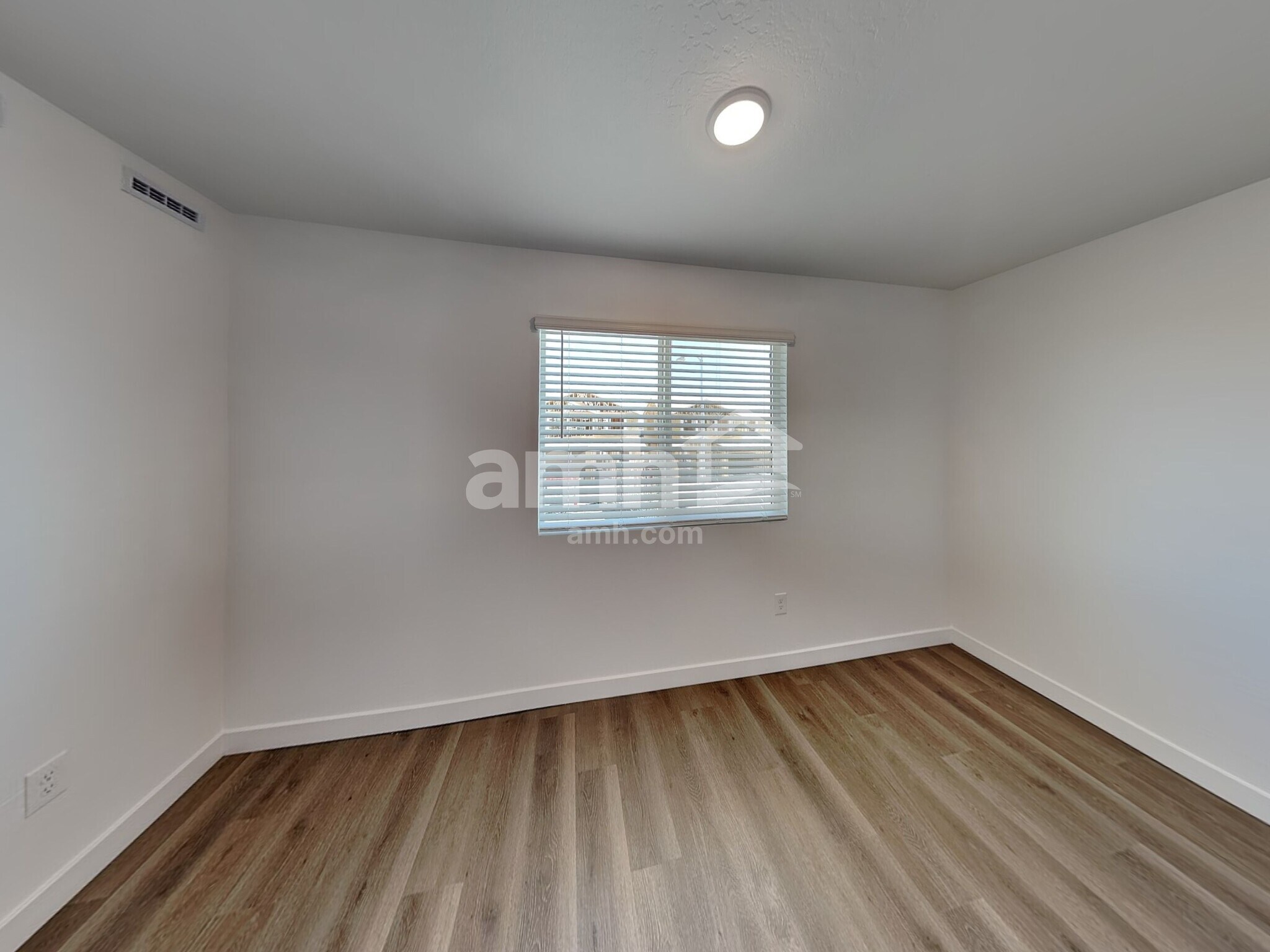 Building Photo - 9733 W Luxton Ln