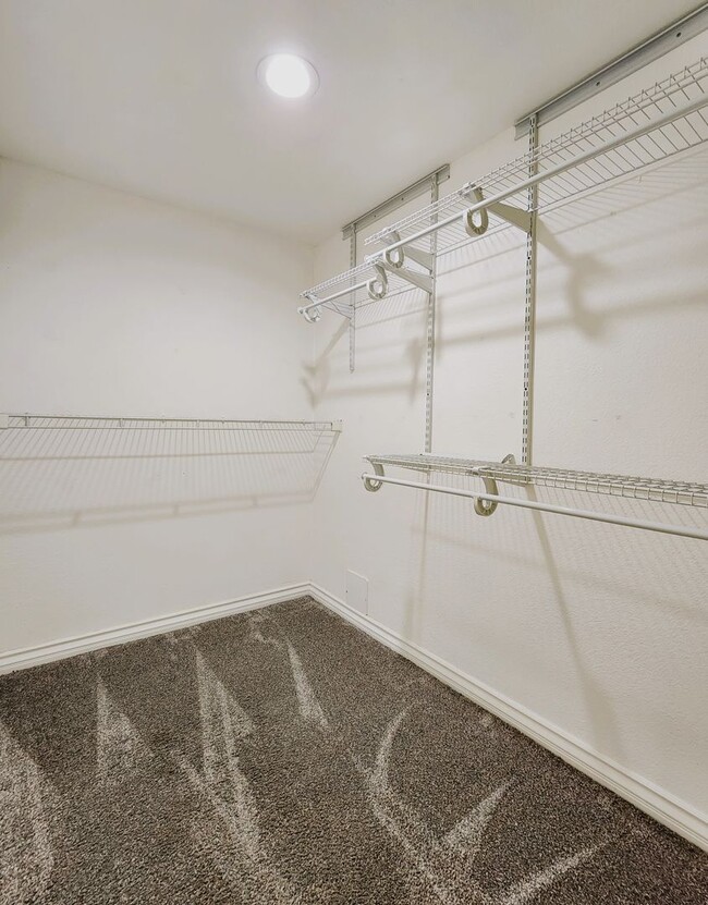 Building Photo - Updated Hemet Home, 2Bd, 2Ba, Bonus Room
