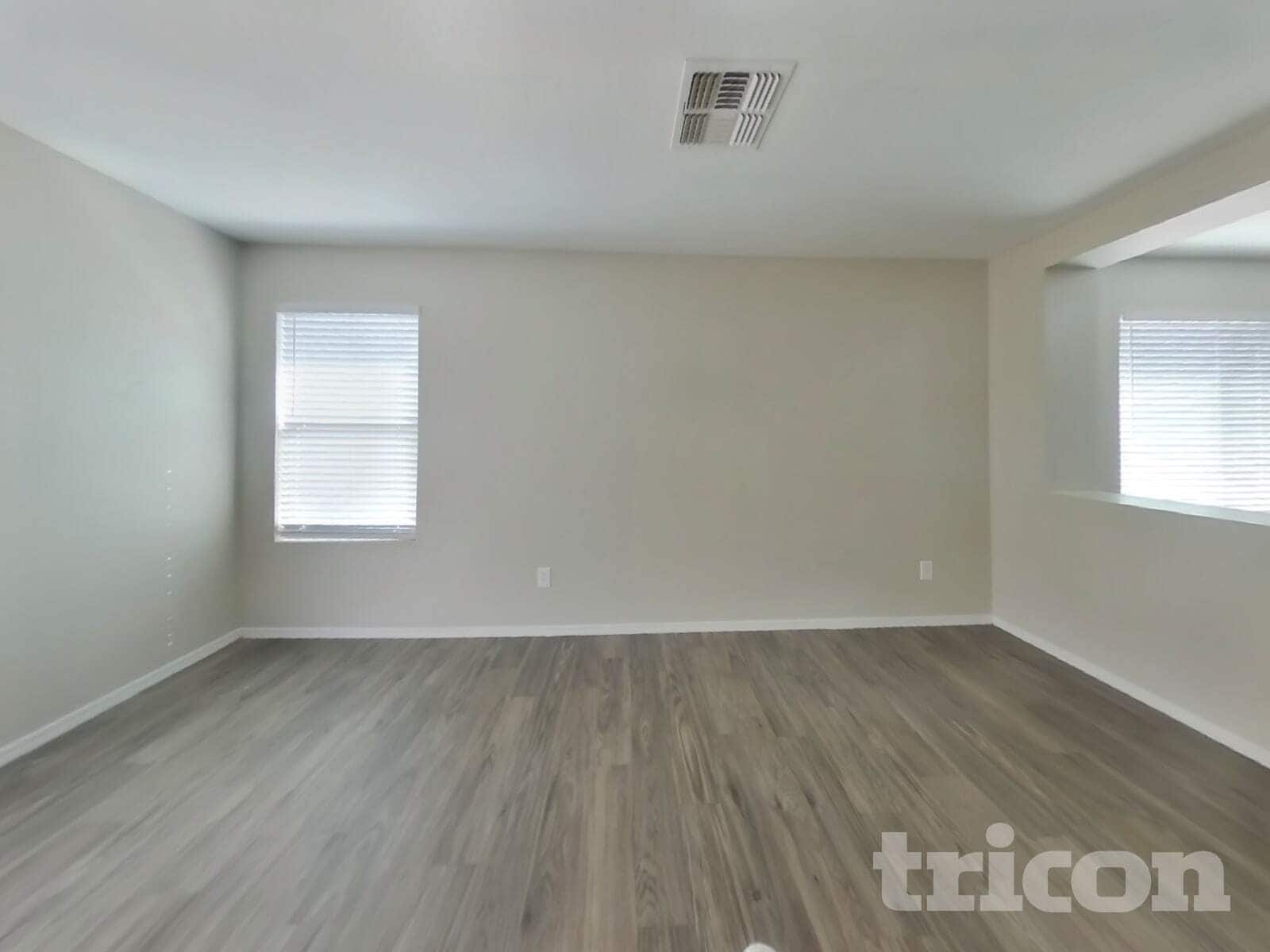 Building Photo - 3326 W St Anne Ave